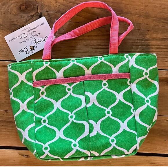 NWT! Busy Bee Insulated Tote Bag/ Lunch Box. Green Geometric print. Pink. - Picture 3 of 8